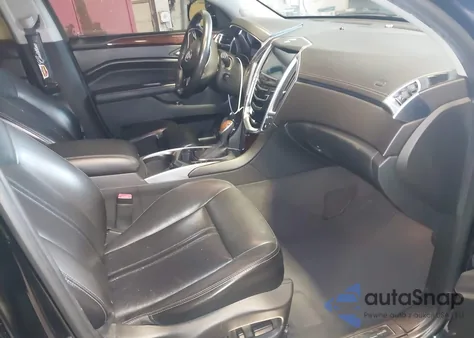 2015 Cadillac Srx Luxury Collection z USA, uszkodzony, nr VIN 3GYFNEE35FS568459